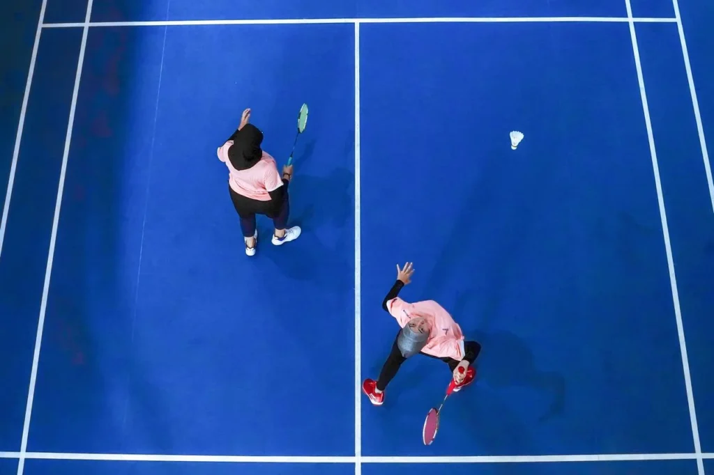 badminton legends: greatest players who changed the game forever 2 Customizing your badminton uniform with fabric swatches, team colors, logo placement, sponsor-ready design, and modern badminton apparel.